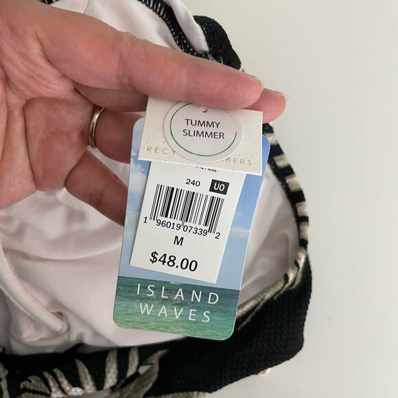 Meijer Island Waves Tropical Halter Swimsuit Size Medium - Picture 6 of 7